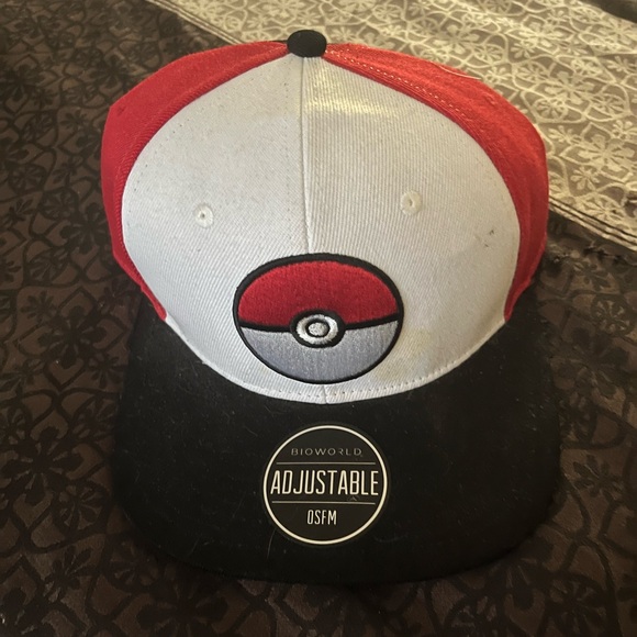 Pokémon Red, White, and Black Kids Hat - Picture 1 of 1